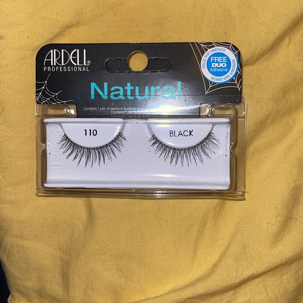 Eyelashes - Picture 2 of 8